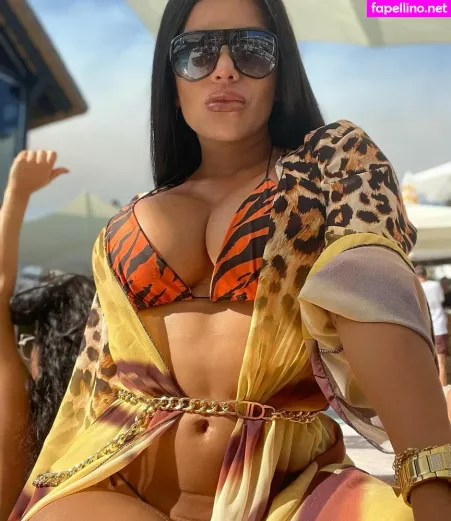 Sara Retali 2 OnlyFans Thumbnail #8j8WqJrXnk