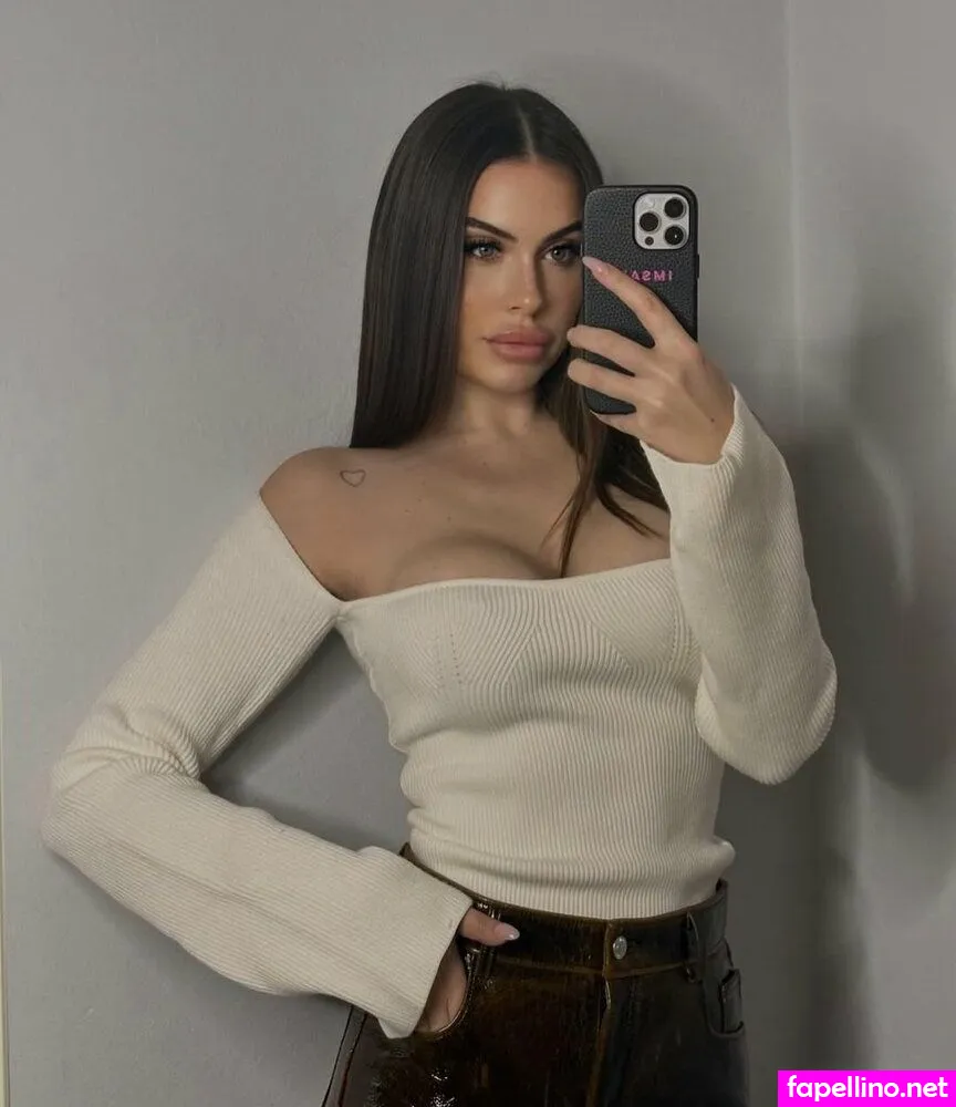 iamsara_r Nude Leaked OnlyFans Photo #8LQMELEF4b