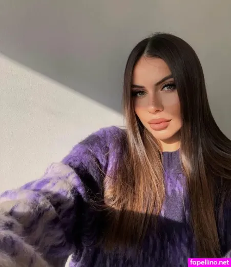 Sara Riccardi OnlyFans Thumbnail #LDTI2bAMGH