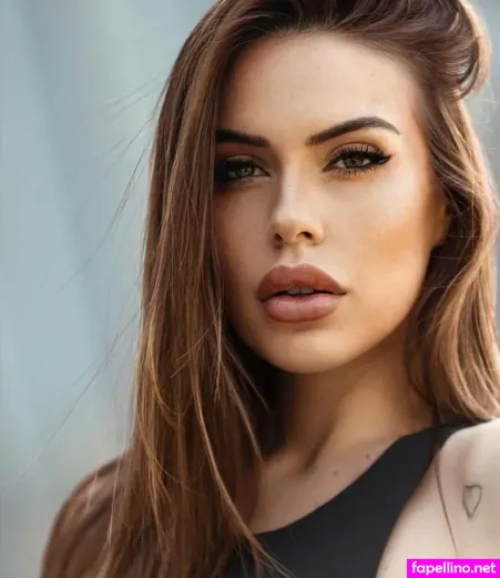 Sara Riccardi OnlyFans Thumbnail #ZvvN54kd4M