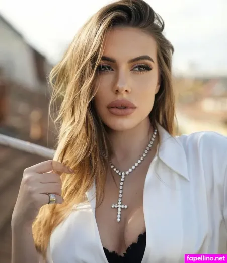 Sara Riccardi OnlyFans Thumbnail #joiOHHyQaK