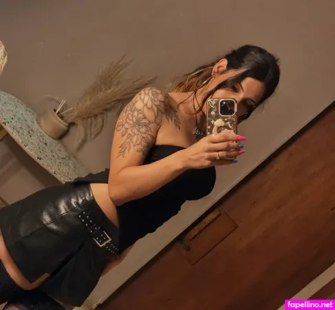 Sara Roussee OnlyFans Thumbnail #Vpw7mD7jLM