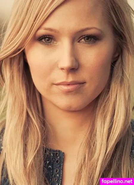 Sara Sanderson OnlyFans Thumbnail #Fc6Vi9BGOn