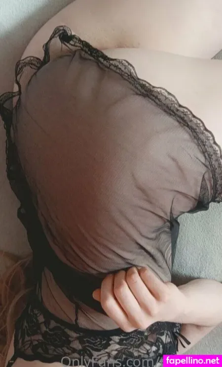 Sara Schwenke Trixiishot OnlyFans Thumbnail #tcMfz0ksb7