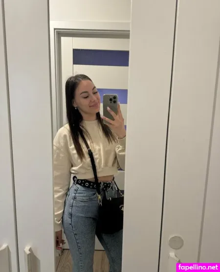 Sara Thorn OnlyFans Thumbnail #0H33CvaXQ6