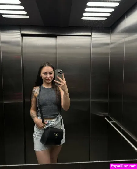 Sara Thorn Main Profile Photo