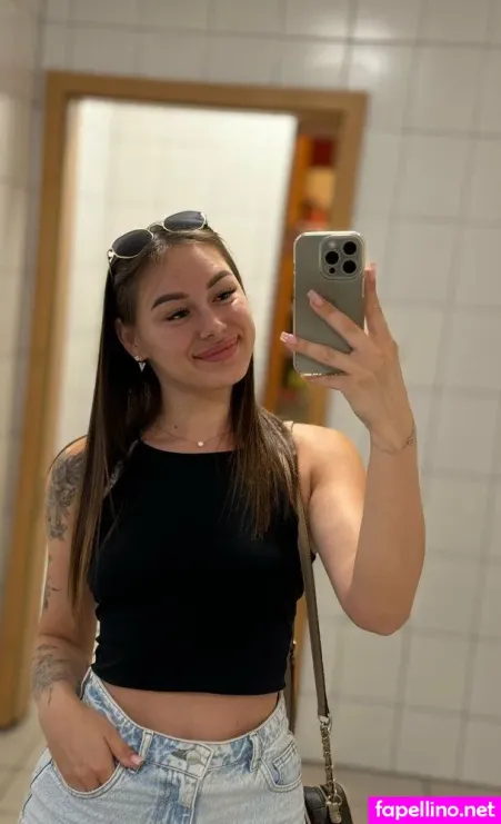 Sara Thorn OnlyFans Thumbnail #DP400n89pC