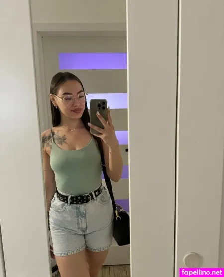 Sara Thorn OnlyFans Thumbnail #VUacYjoSgz