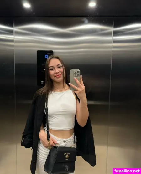 Sara Thorn OnlyFans Thumbnail #rmCQhCeL7E