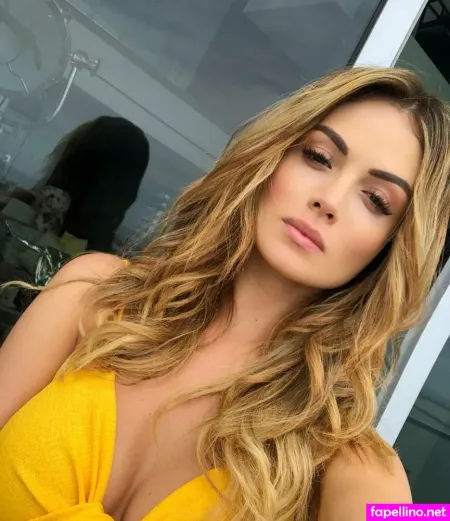 Sara Uribe OnlyFans Thumbnail #5640LdBvbk