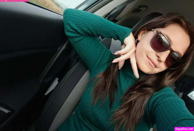 Sara Wagner 1 OnlyFans Thumbnail #VHrEhuB6st