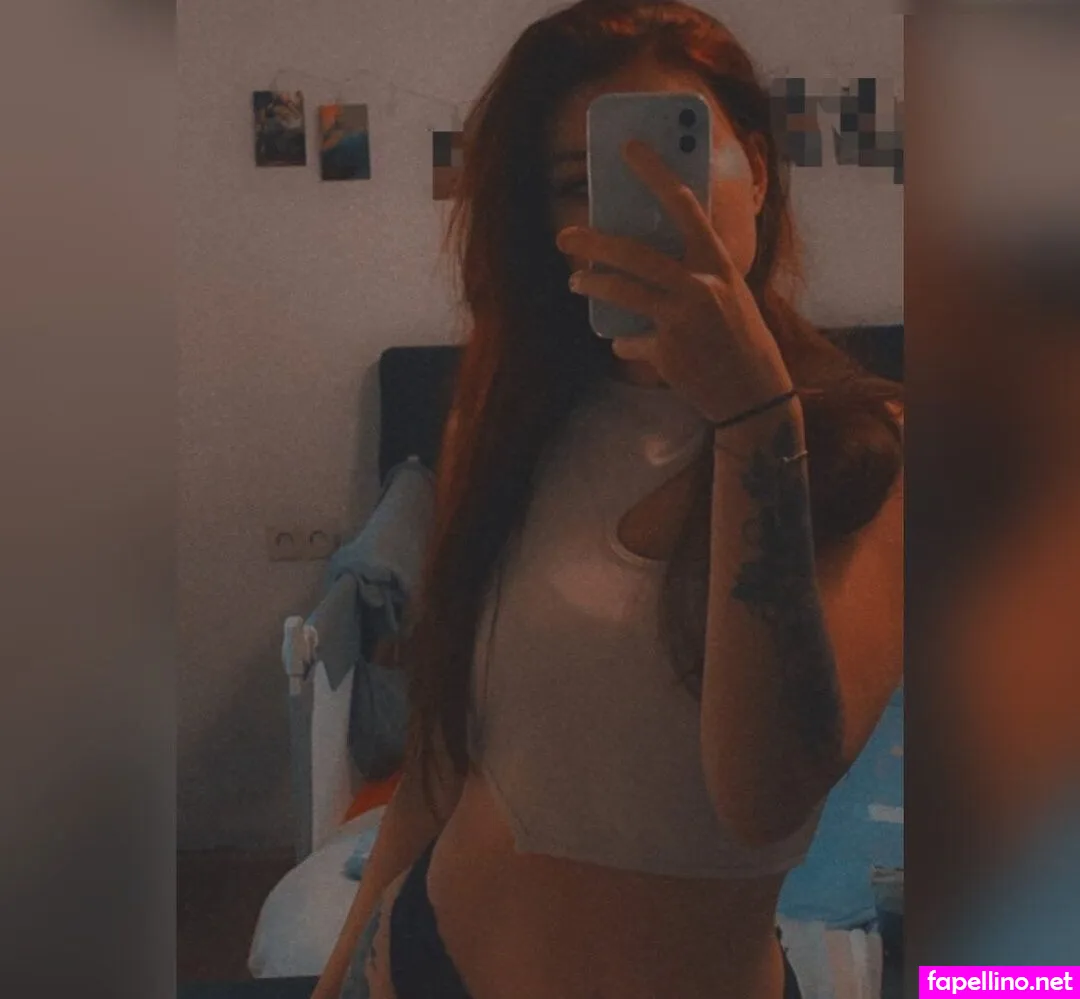 saraaah._16 Nude Leaked OnlyFans Photo #4vjyEyHBOE
