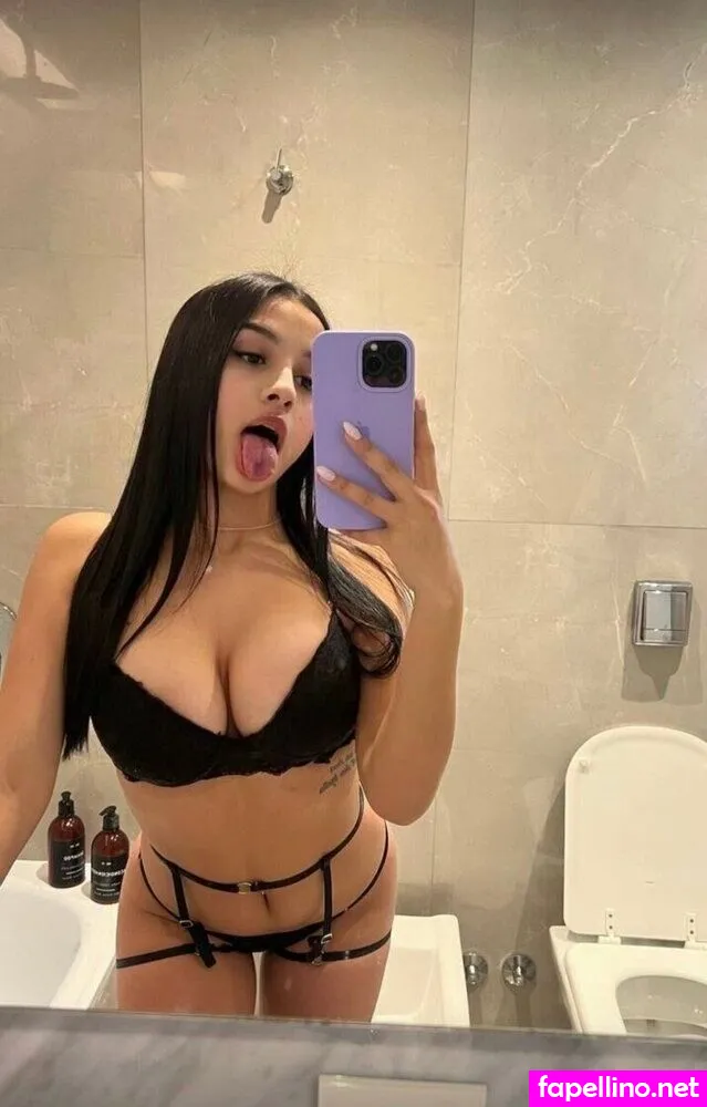 , itzsaramuah, saraavcii, sarcixo Nude Leaked OnlyFans Photo #rP0w13kfjW