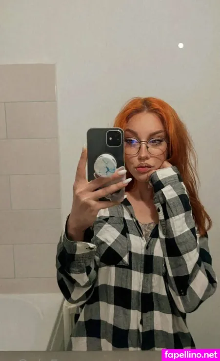 Saraawildee OnlyFans Thumbnail #zCrENv7hU4