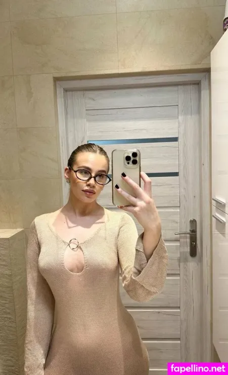 Sarabeil OnlyFans Thumbnail #ZVotYaOUfb