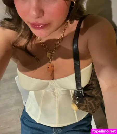 Sarabella Harris Sarabellaharriss Sexiisariii777 OnlyFans Thumbnail #SPbchzyV4O