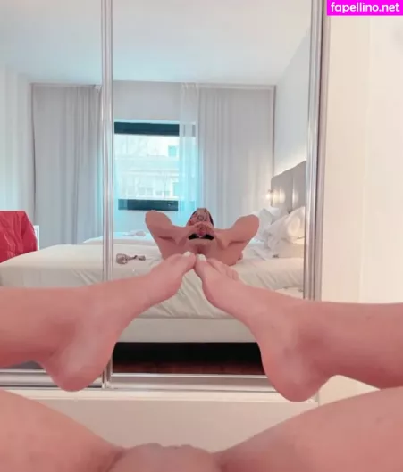 Sarablancc OnlyFans Thumbnail #Wq8BjXCAMl