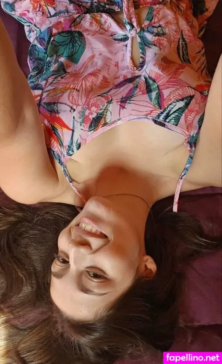 Saradeleon OnlyFans Thumbnail #CJrVT6BoGj