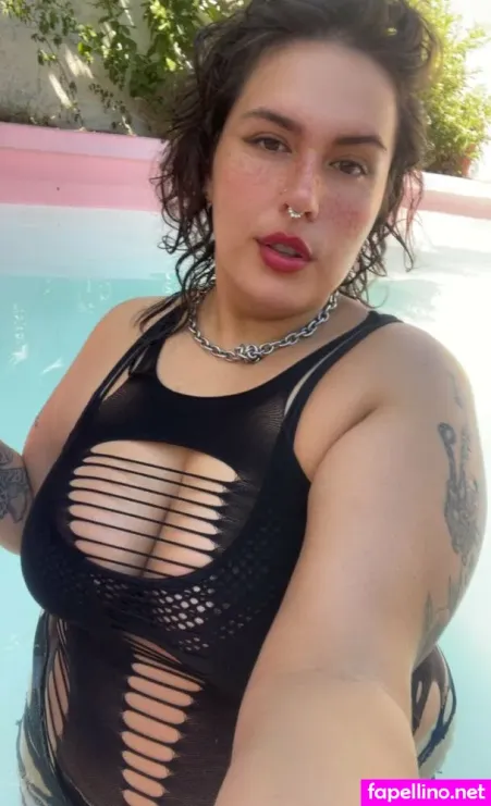 Saradomi OnlyFans Thumbnail #0xnD4e7Ps2