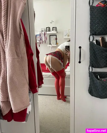 Saraglen OnlyFans Thumbnail #KYxhOJdKxE