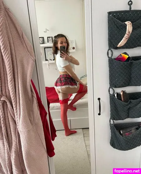 Saraglen OnlyFans Thumbnail #g8XSeNp1Fg