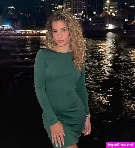 Sarah Anca OnlyFans Thumbnail #qwQjnv1Vpt