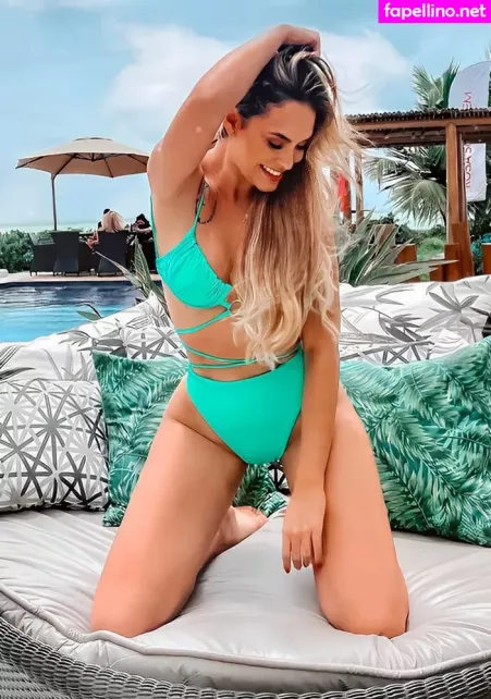 Sarah Andrade OnlyFans Thumbnail #AKs7mam84x