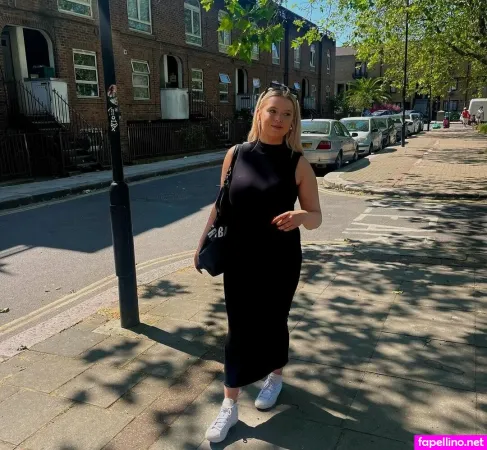Sarah Anne Hooper OnlyFans Thumbnail #cNhhSKjdpC