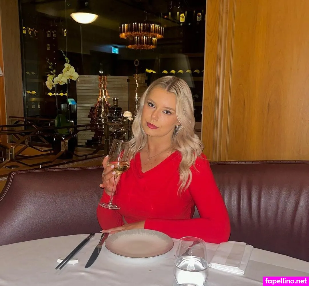 sarahannehooper Nude Leaked OnlyFans Photo #tx9UYFMIDj