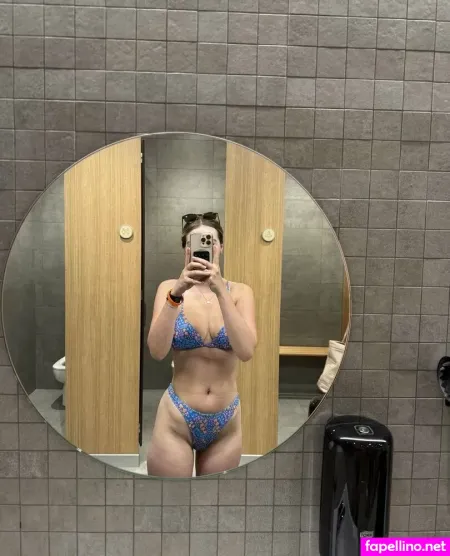 Sarah Anne OnlyFans Thumbnail #7B0Nxb3R25