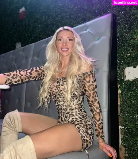 Sarah Baer OnlyFans Thumbnail #HqnTUzyDBS