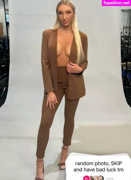 Sarah Baer OnlyFans Thumbnail #yswpjWBGJ3