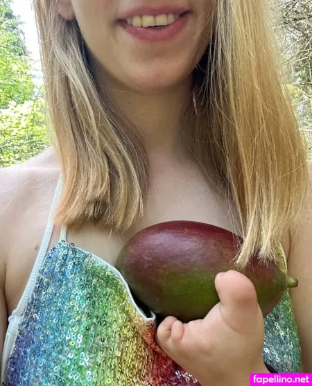 Sarah Bird OnlyFans Thumbnail #nxDg8GIeWV