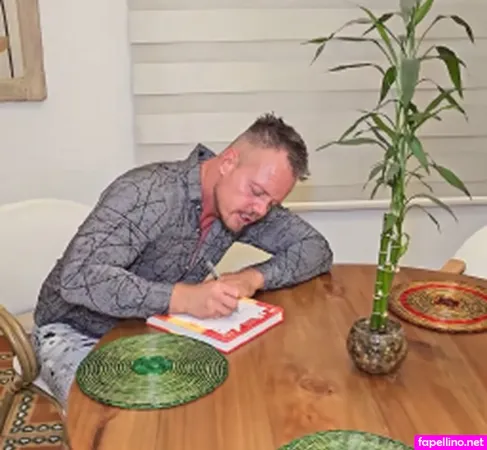 Sarah Black OnlyFans Thumbnail #wQbxbMKn0d