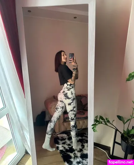 Sarah Blackk OnlyFans Thumbnail #istUgRGLnw