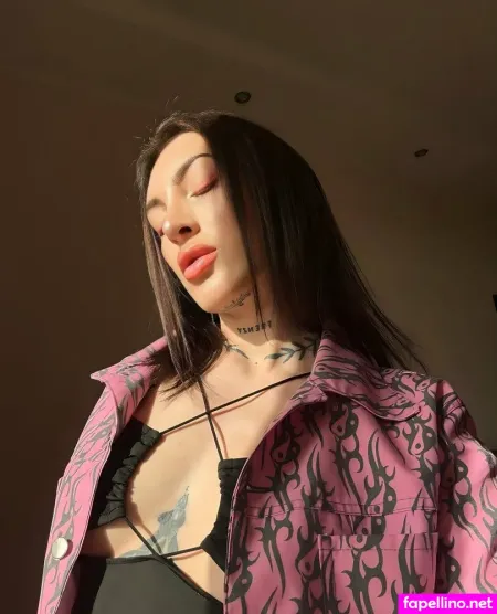 Sarah Blackk OnlyFans Thumbnail #kKPasjw6OA