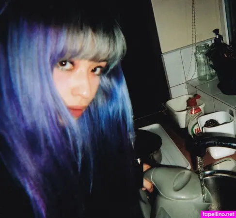 Sarah Bonito OnlyFans Thumbnail #1M8hC8qOKB