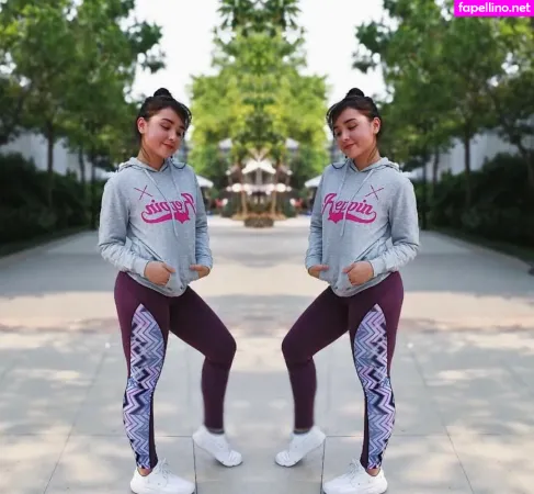 Sarah Carlos OnlyFans Thumbnail #Dj8E4HQQGd