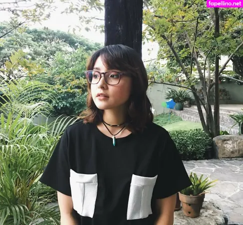 Sarah Carlos OnlyFans Thumbnail #KgaljWj0AQ