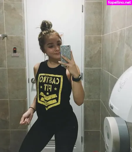 Sarah Carlos OnlyFans Thumbnail #RbvSsCa78r