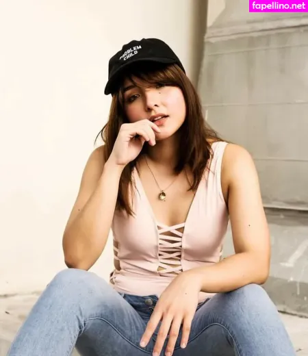 Sarah Carlos OnlyFans Thumbnail #TdUBd8U6Ok