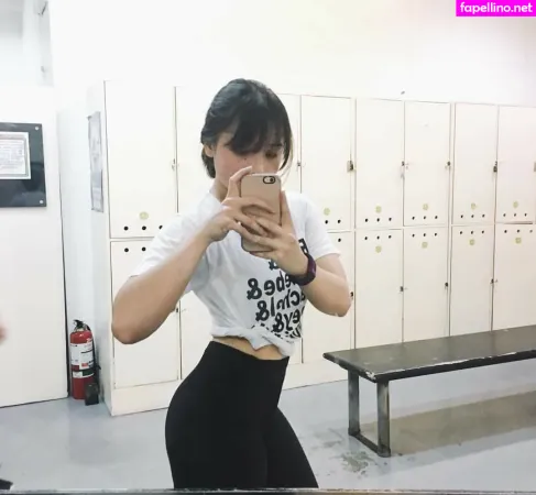 Sarah Carlos OnlyFans Thumbnail #WLNhyKOz5S