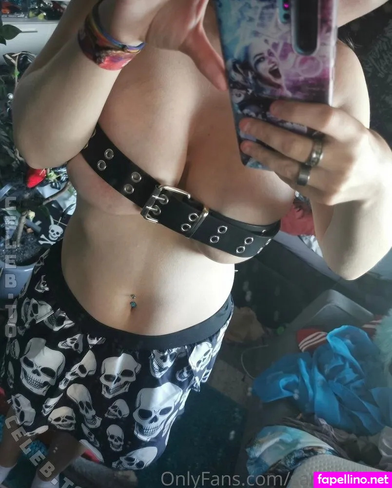 _.sx.rxh._, little_elvira_666, sar_ah, sarah_dead Nude Leaked OnlyFans Photo #FIytJQNmLx