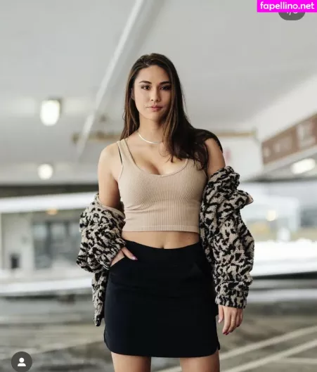 Sarah Decker OnlyFans Thumbnail #O6YInpOJcI