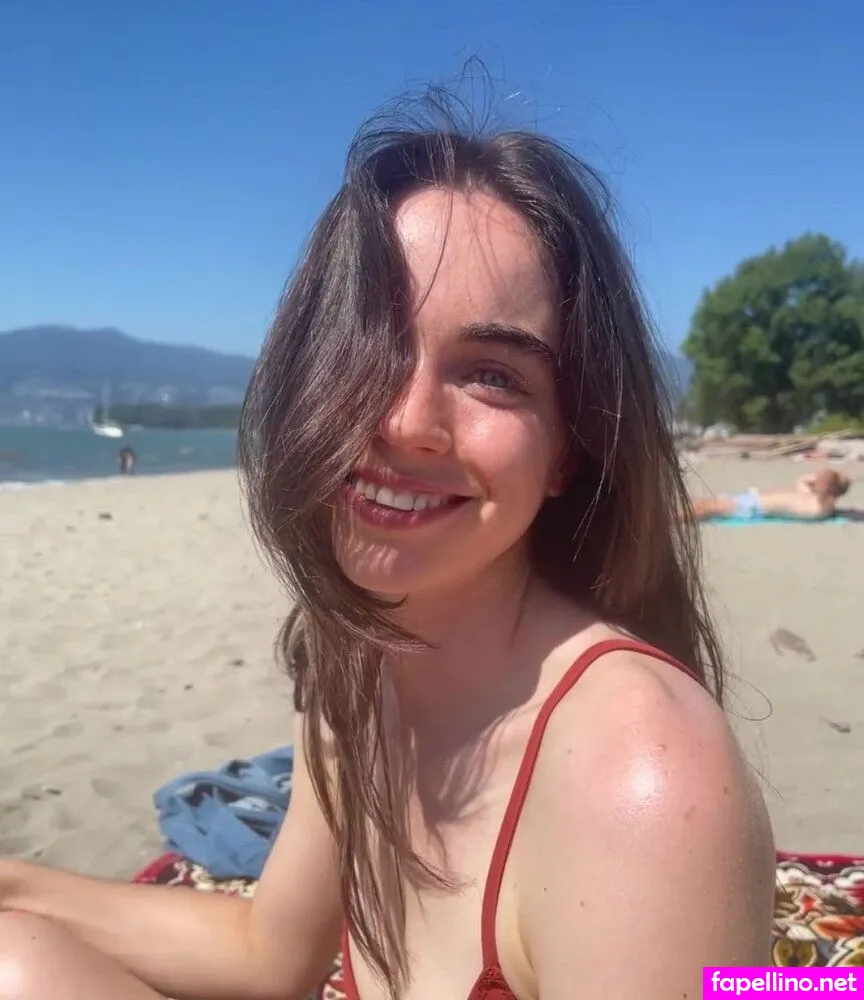 SarahDesjardins Nude Leaked OnlyFans Photo #YU9ajQphR1