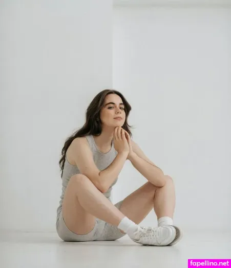 Sarah Desjardins OnlyFans Thumbnail #jVxcM5kVdq