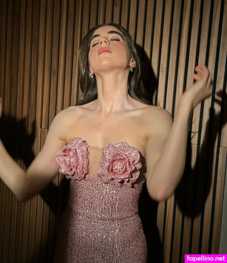 Sarah Desjardins OnlyFans Thumbnail #uCJSQfW3ha