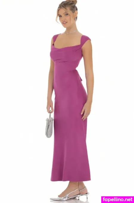 Sarah E Coomer OnlyFans Thumbnail #mJdW5czQRA