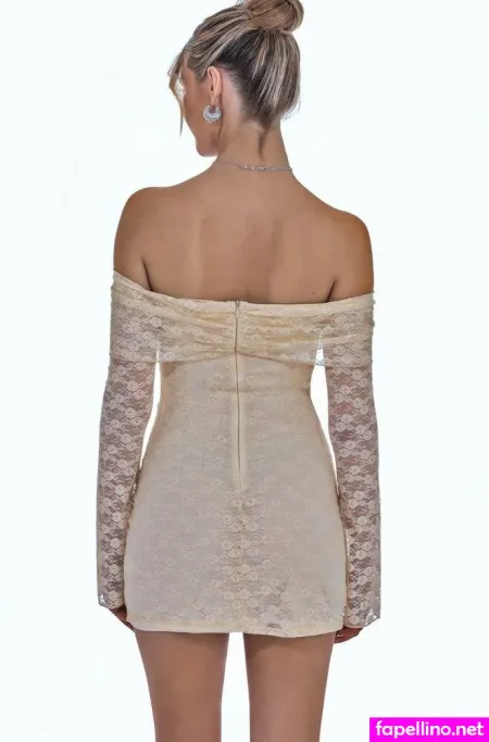 Sarah E Coomer OnlyFans Thumbnail #s7wEOPQJAh