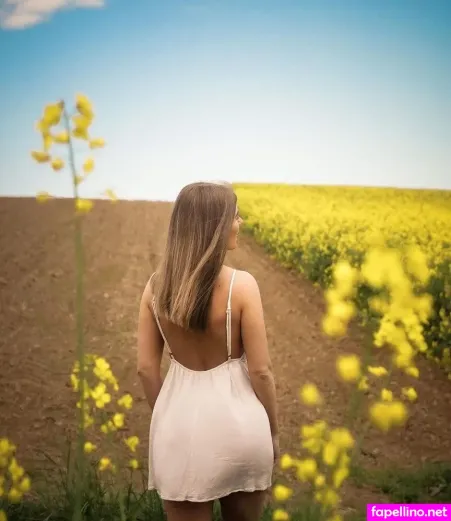 Sarah Follmann OnlyFans Thumbnail #j1bHd9Efur